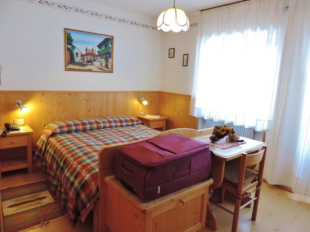 Albergo Ombrettola ฟัลกาเด ห้อง รูปภาพ