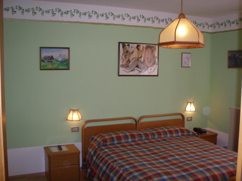 Albergo Ombrettola ฟัลกาเด ห้อง รูปภาพ